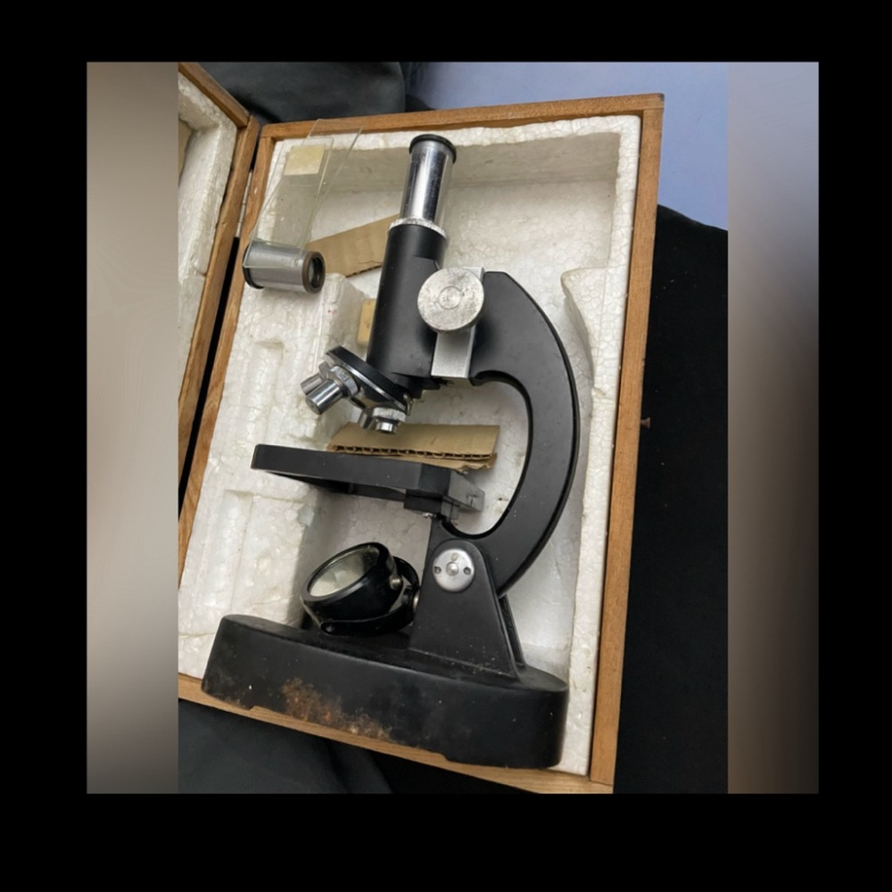 COC VINTAGE MICROSCOPE - Picture 7 of 11
